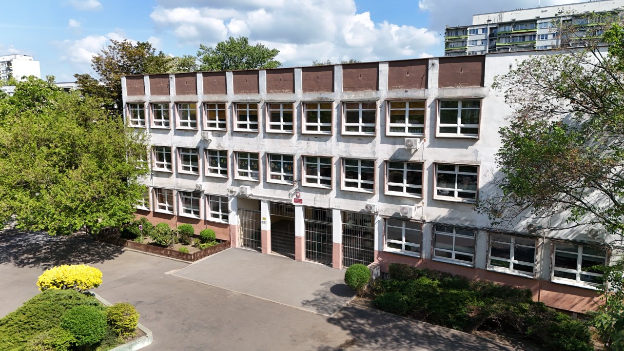 50 lat Szkoły Podstawowej nr 5. Pół wieku przy Jeleniej, pół wieku w pamięci osiedla